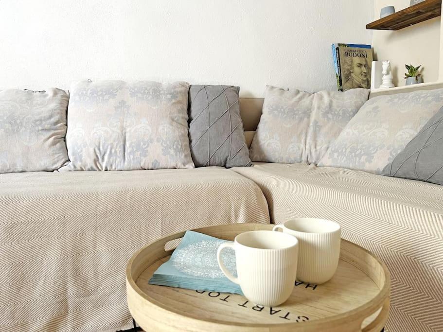 Apartment 9, Centro