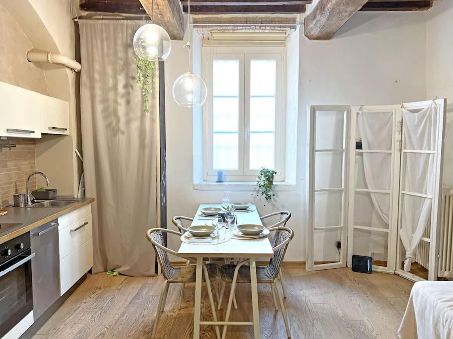 Apartment 9, Centro *
