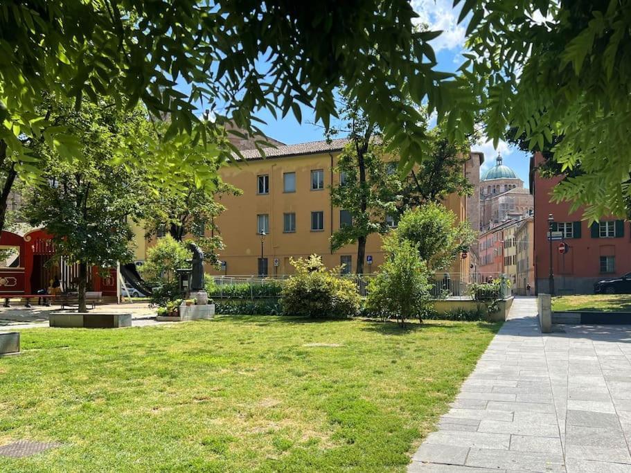 Apartamento 9, Centro Parma